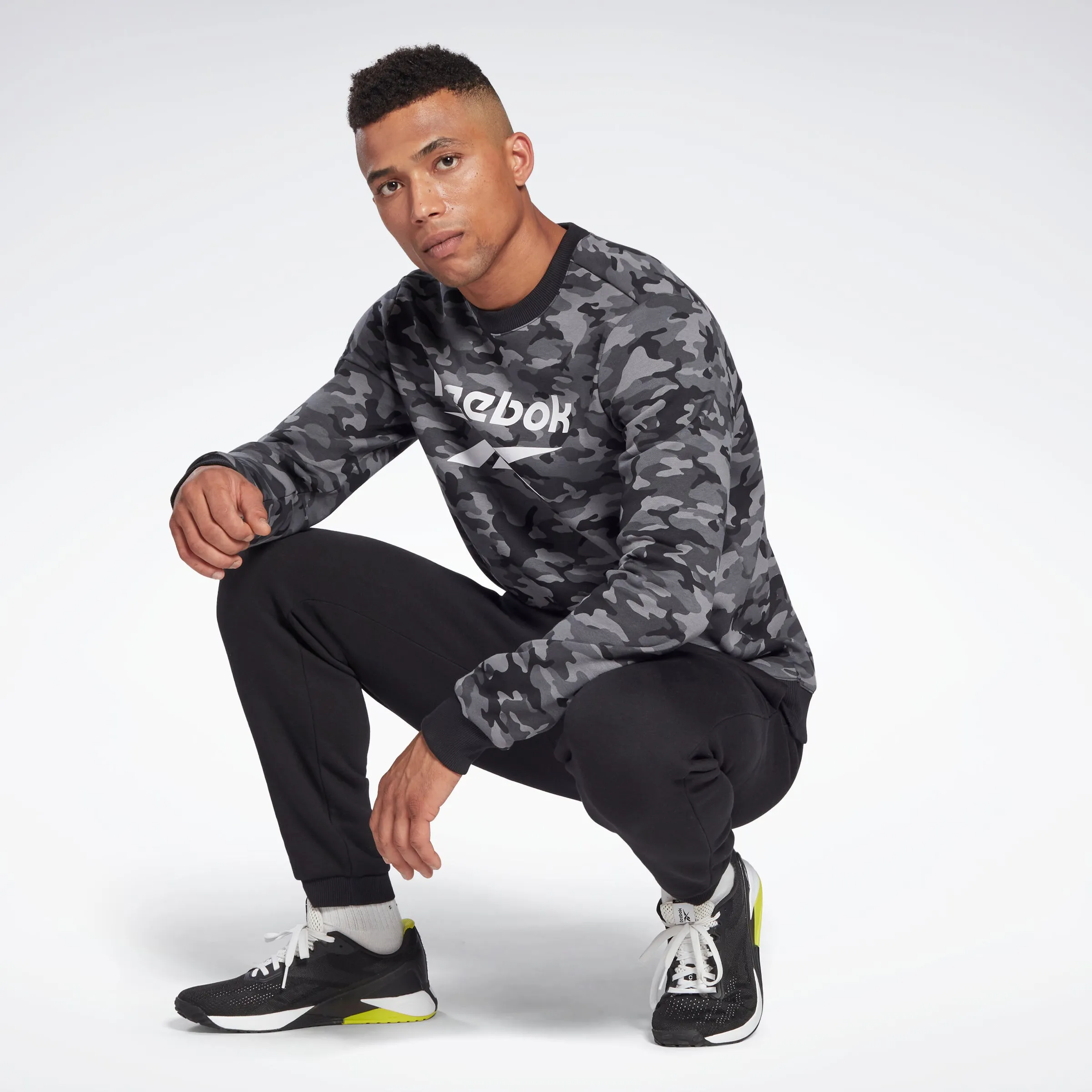 Reebok Apparel Men Reebok Identity Camo Big Logo Crew Sweatshirt Black