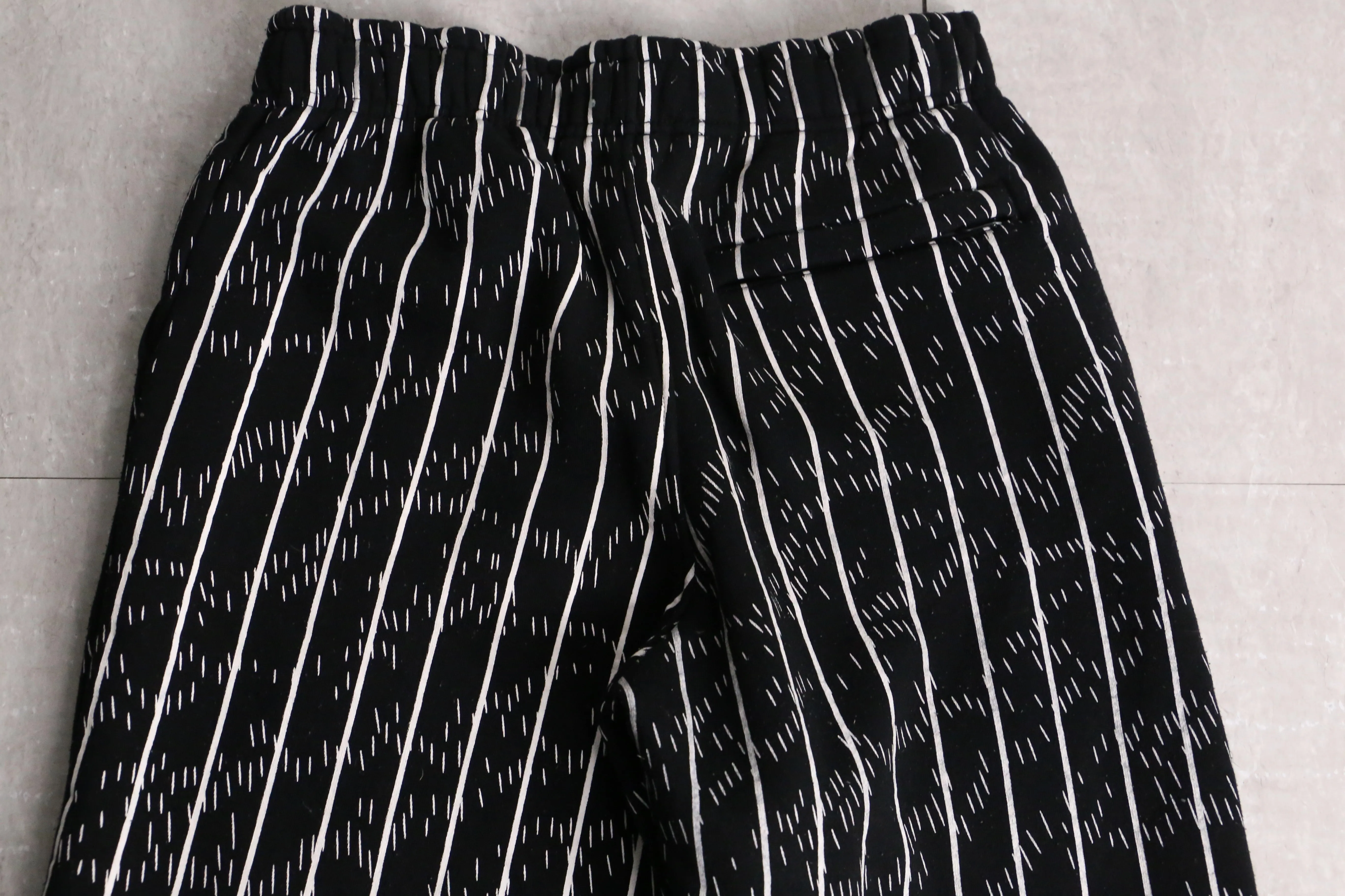 “Sean John” monotone stripe  pattern loose sweat pants